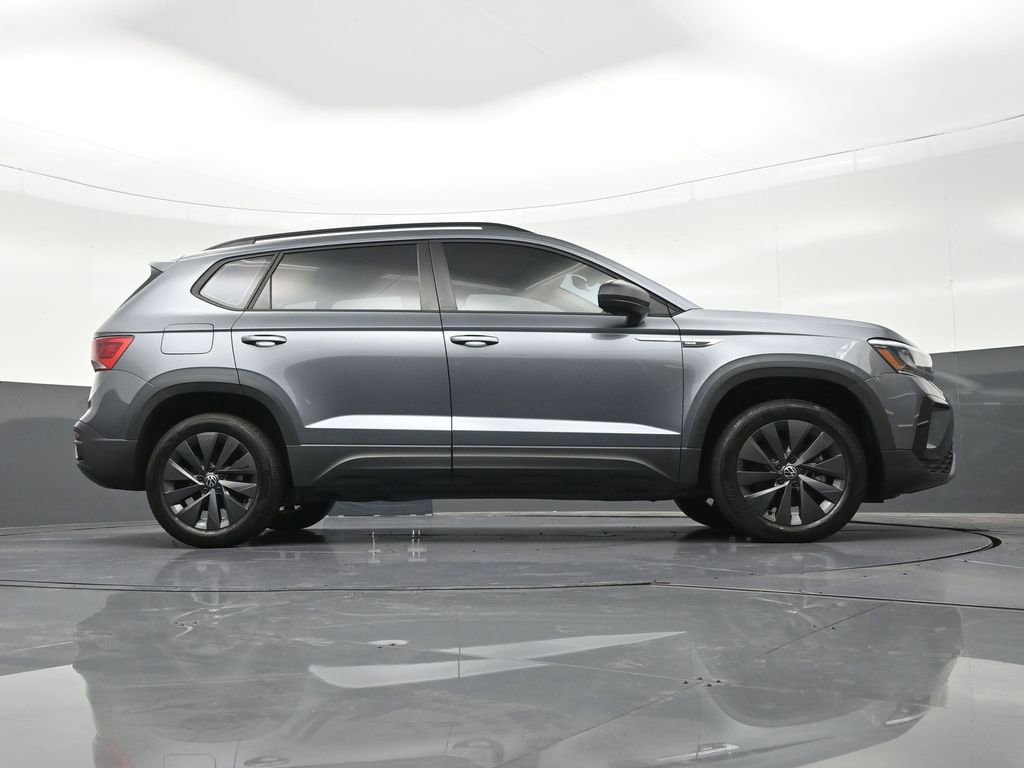 Used 2024 Volkswagen Taos S FWD image 28
