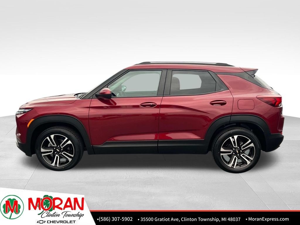 Certified 2024 Chevrolet TrailBlazer LT w/ Convenience Package FWD image 3