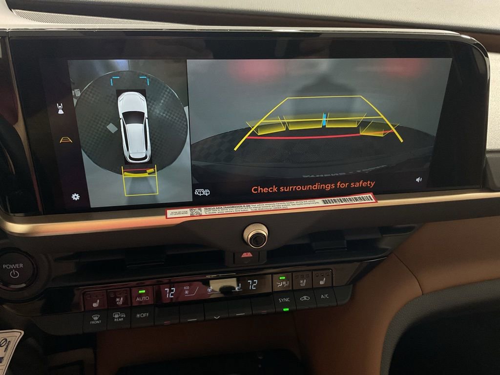 New 2025 Toyota Crown Signia image 4