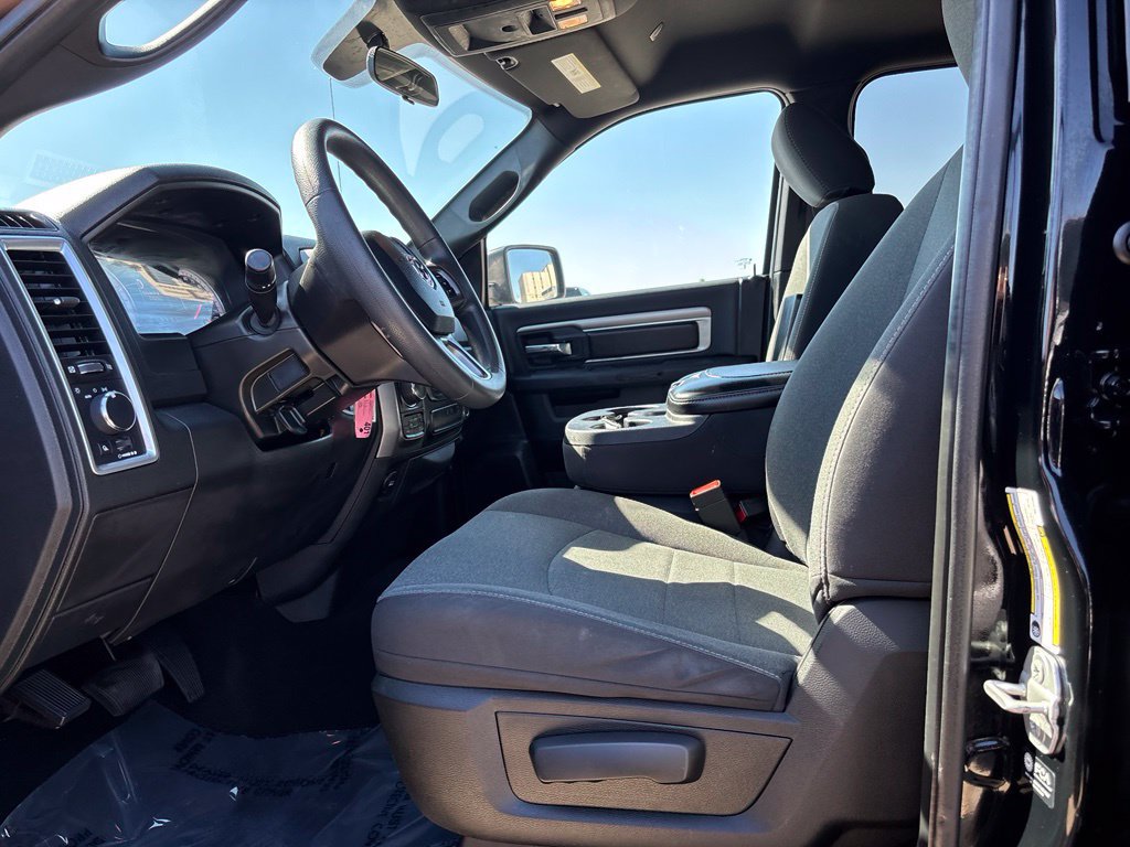 Certified 2024 RAM 1500 Warlock AWD/4WD image 13