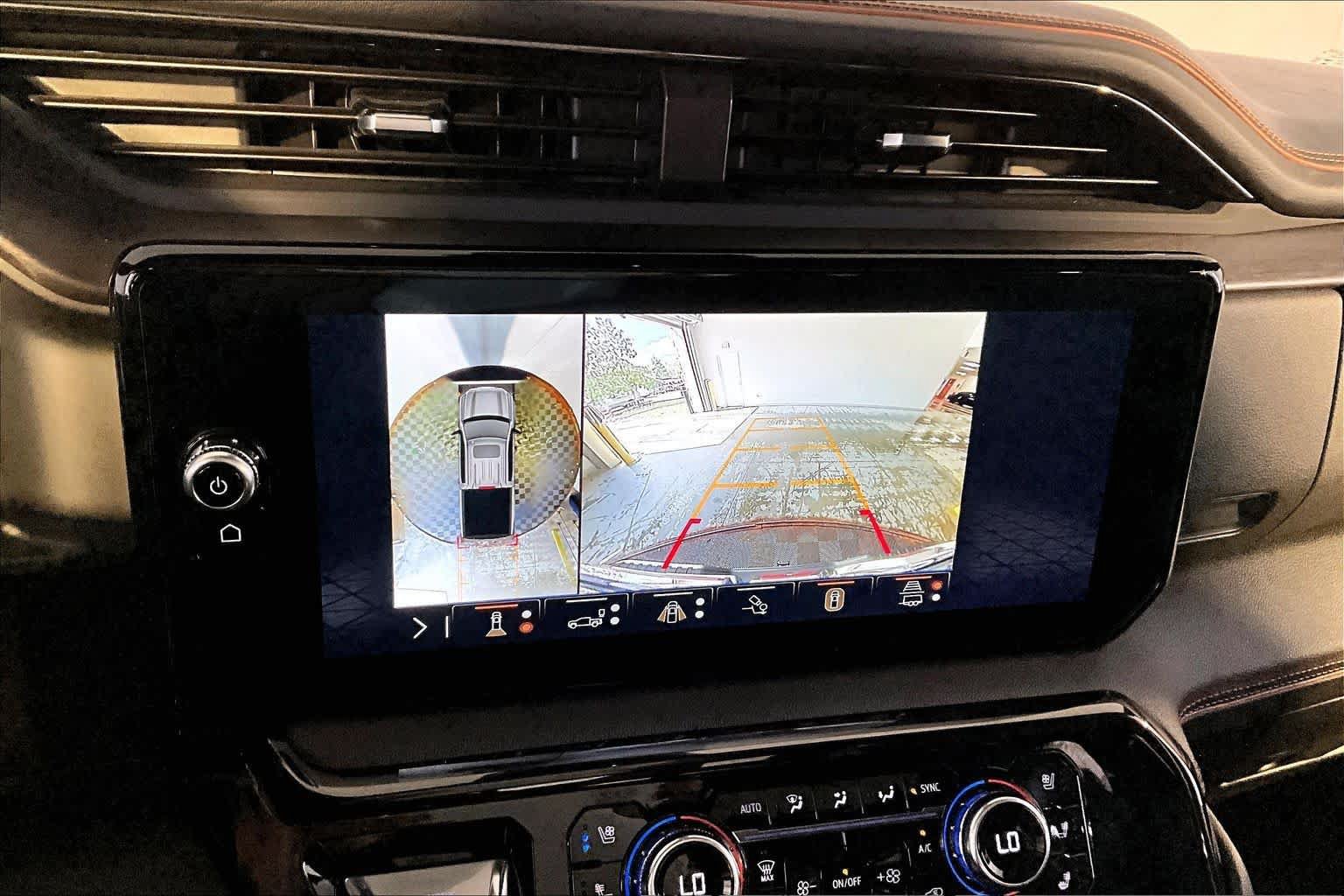 Used 2025 GMC Sierra 1500 AT4 w/ AT4 Premium Package AWD/4WD image 29
