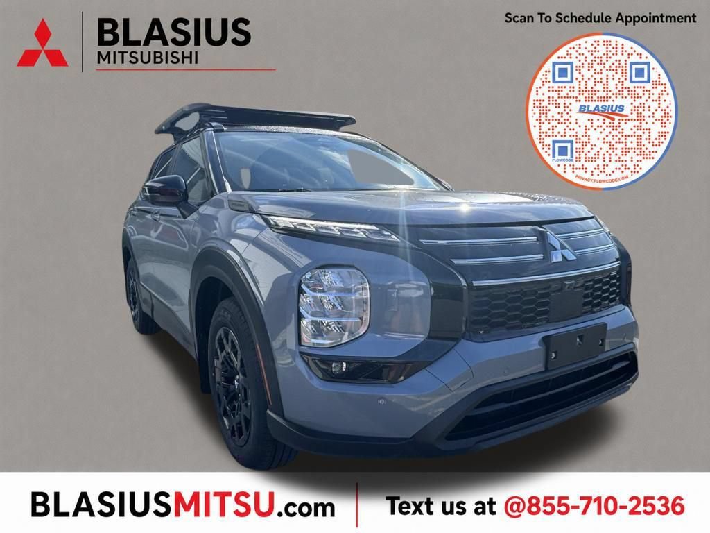 Used 2025 Mitsubishi Outlander AWD