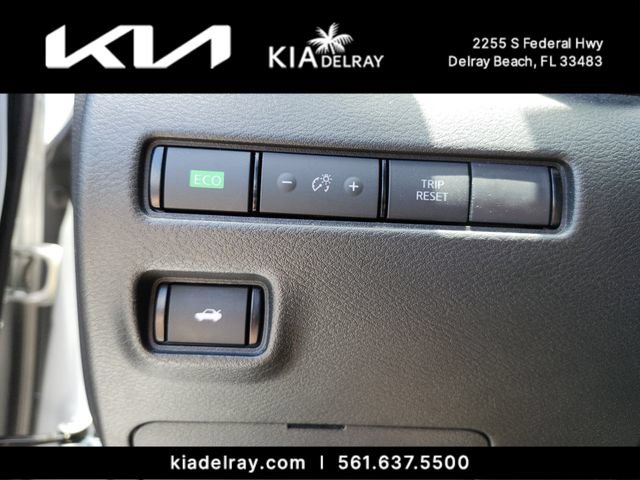Used 2023 Nissan Sentra SV FWD image 25