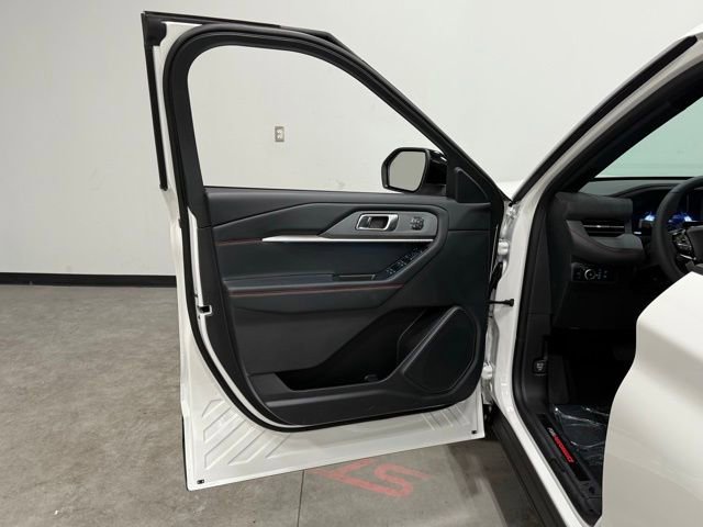 New 2026 Ford Explorer ST image 12