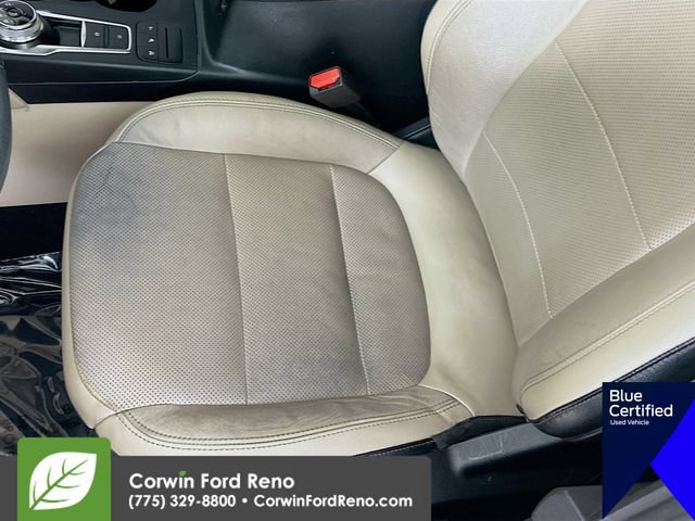 Certified 2020 Ford Escape Titanium AWD/4WD image 23