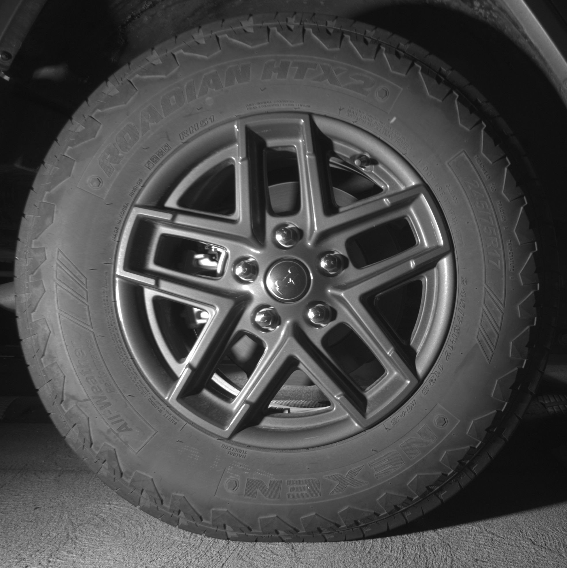 Used 2025 Jeep Wrangler Unlimited Sport AWD/4WD image 15