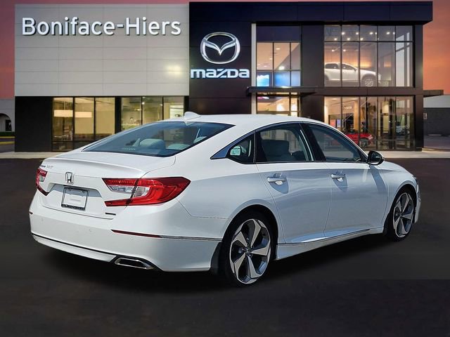 Used 2018 Honda Accord Touring image 4