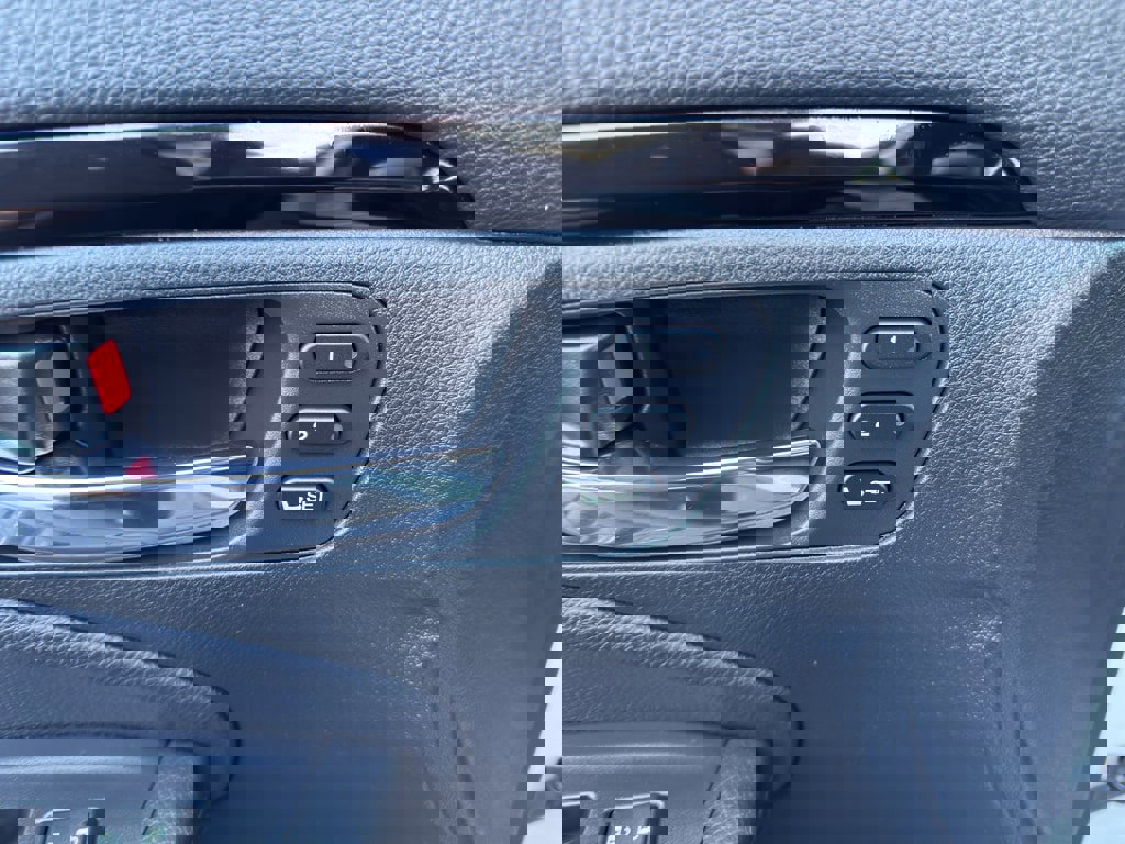 Used 2020 Honda Pilot Touring image 15