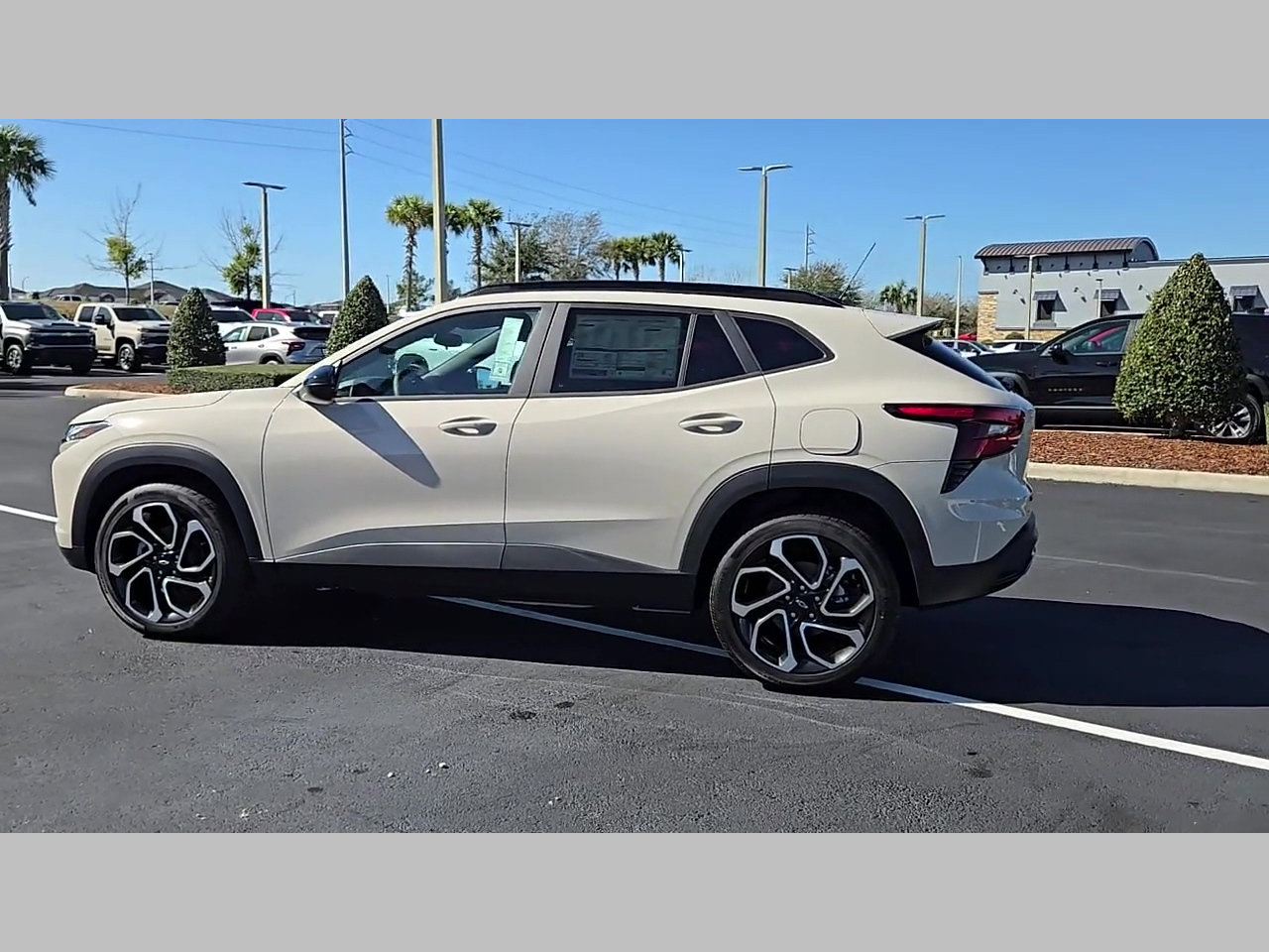 New 2026 Chevrolet Trax RS w/ Sunroof Package image 17