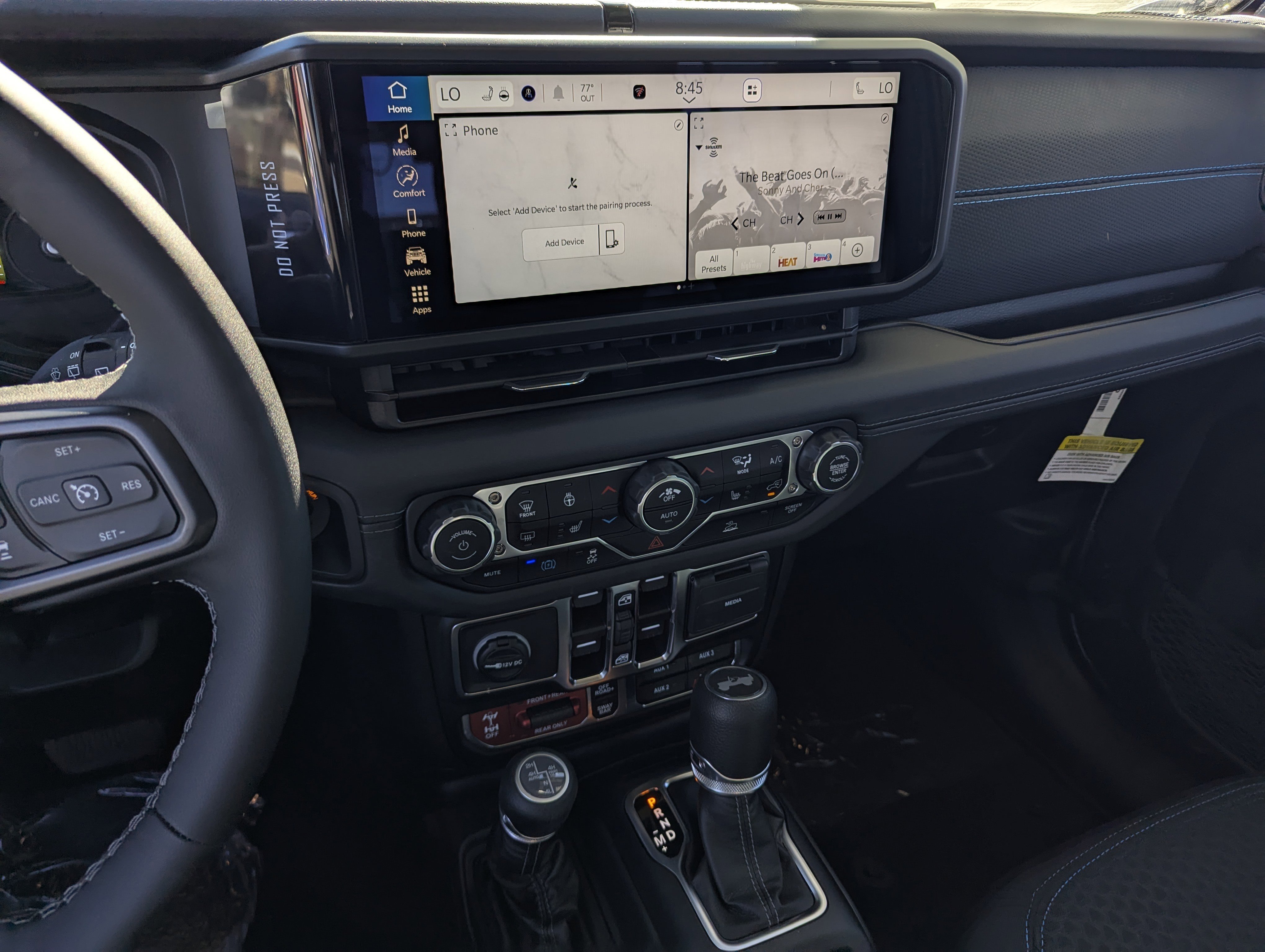 New 2025 Jeep Wrangler Unlimited Rubicon 4xe w/ Convenience Group image 10