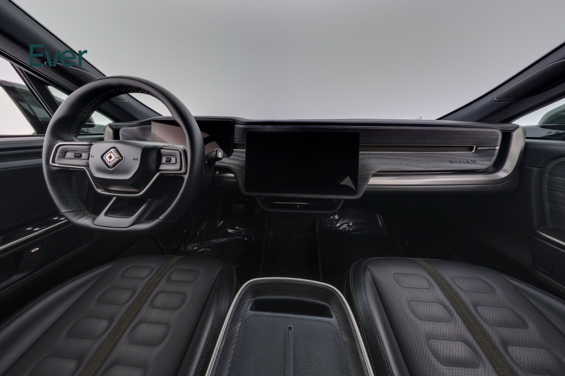 Used 2025 Rivian R1T Adventure Dual AWD/4WD image 26
