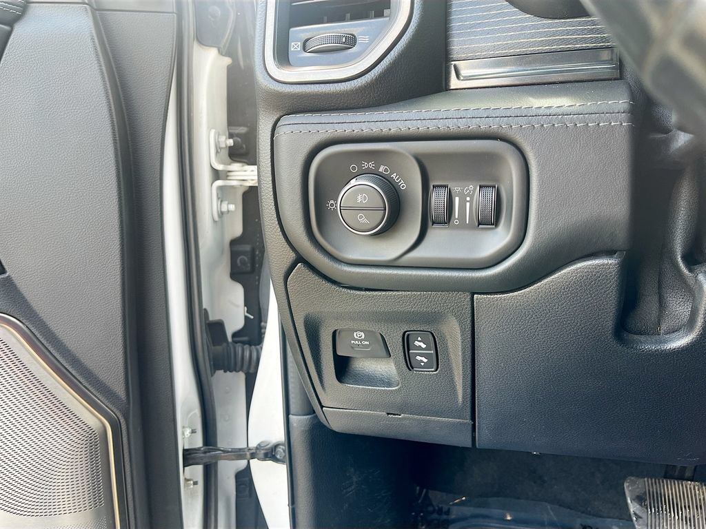 Used 2020 RAM 1500 Limited RWD image 10