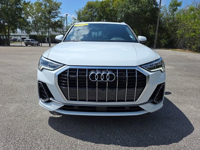 Used 2024 Audi Q3 2.0T Premium Plus w/ Premium Plus Package AWD/4WD image 8