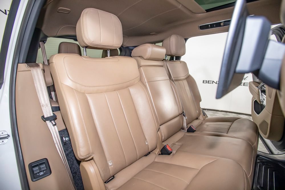 Used 2023 Land Rover Range Rover Long Wheelbase Autobiography AWD/4WD image 19