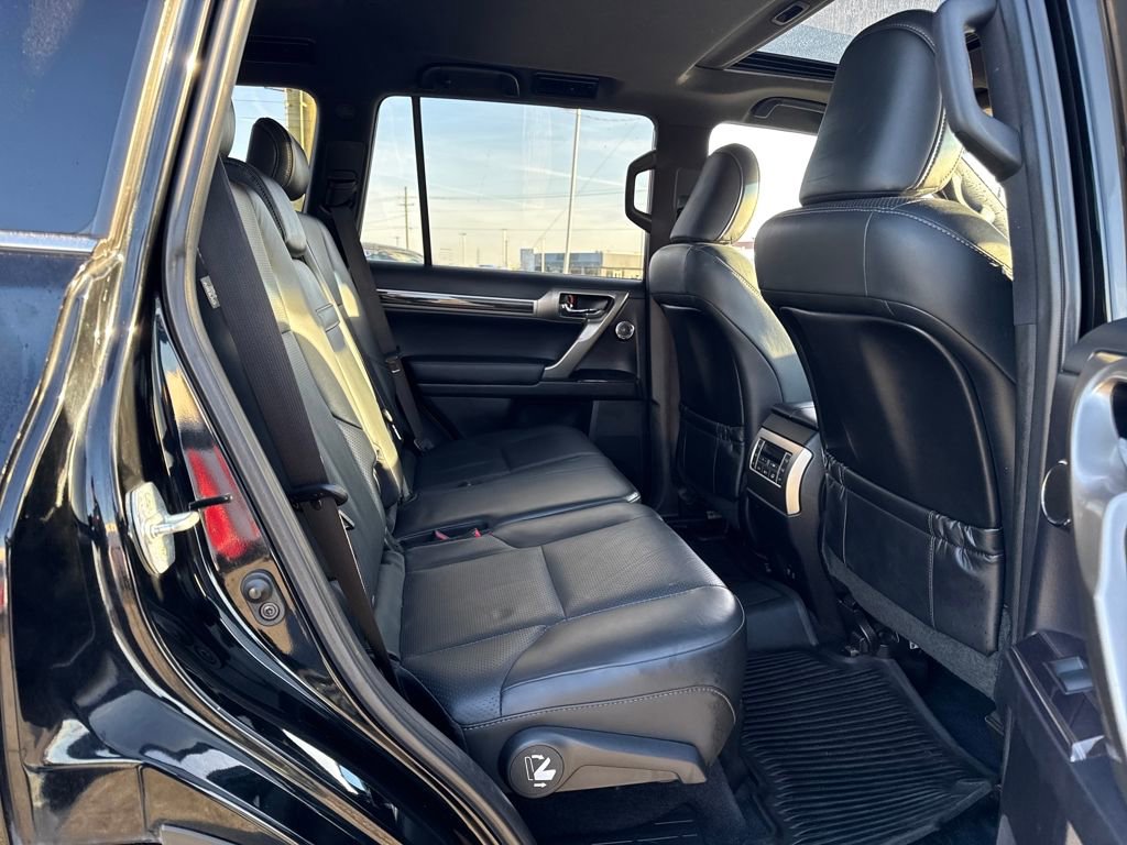 Used 2020 Lexus GX 460 Luxury image 13