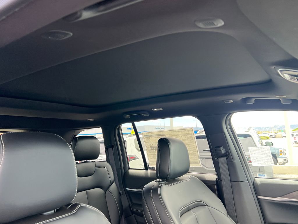 New 2026 Jeep Grand Cherokee Limited w/ Limited Altitude Package image 18