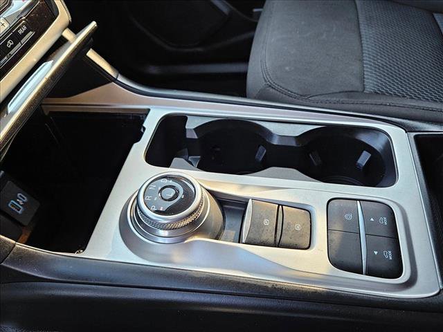 Used 2022 Ford Explorer XLT image 15