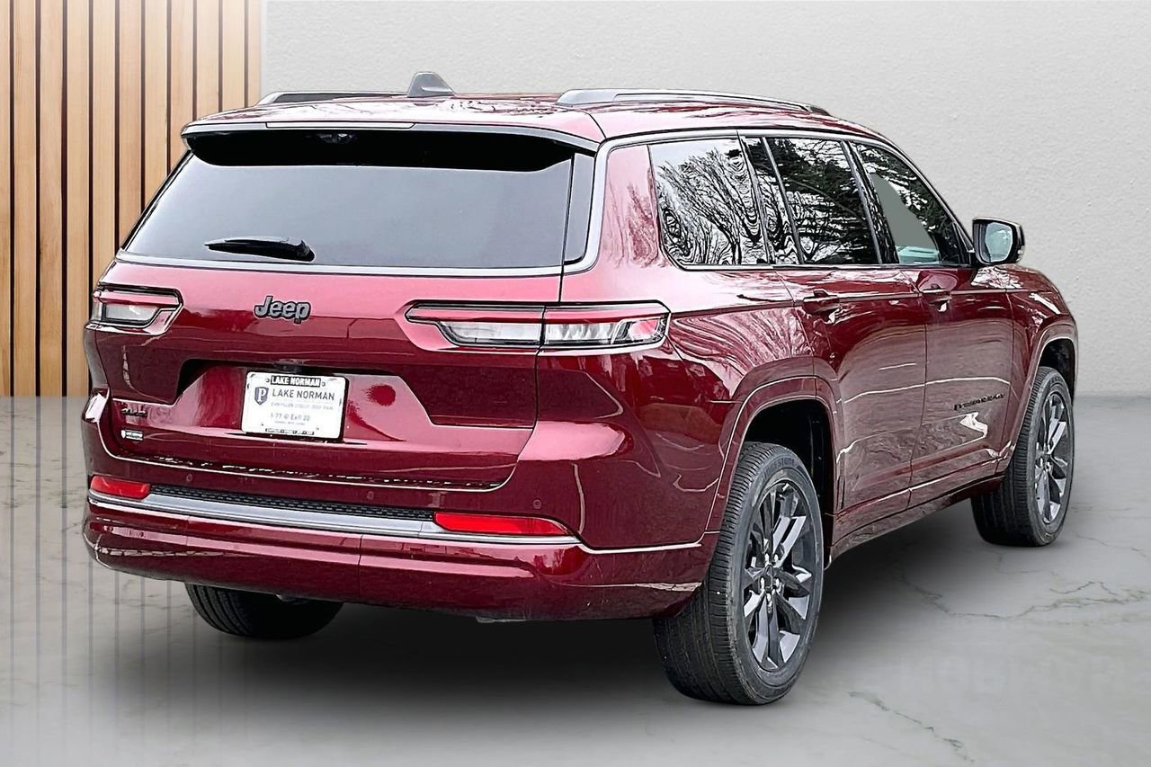 New 2026 Jeep Grand Cherokee L Limited AWD/4WD image 9