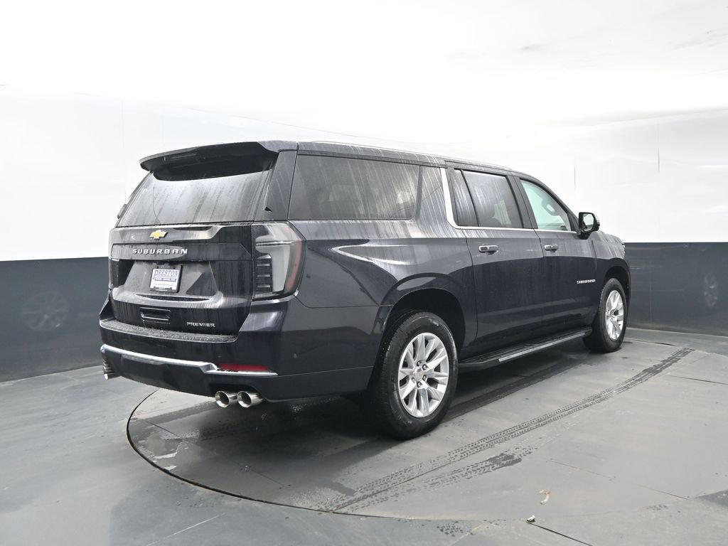 Used 2025 Chevrolet Suburban Premier image 5