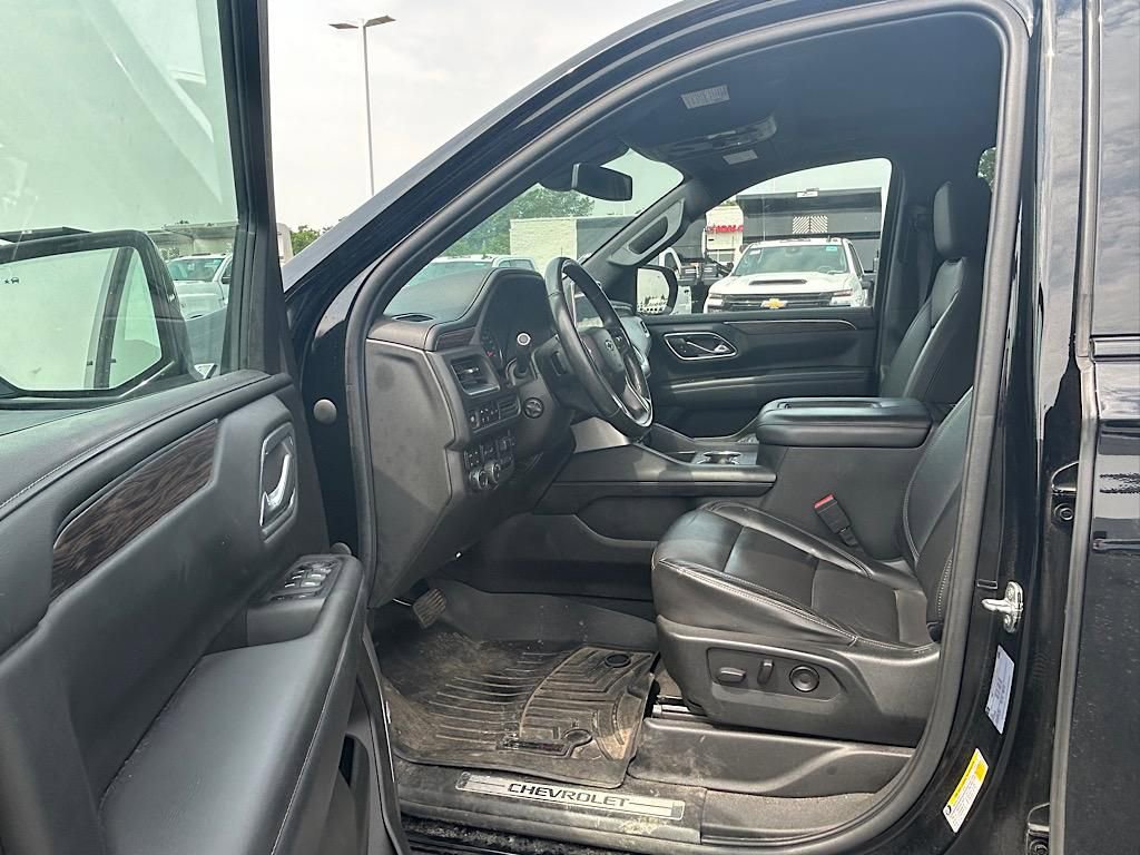 Used 2021 Chevrolet Tahoe Z71 w/ Z71 Signature Package image 12