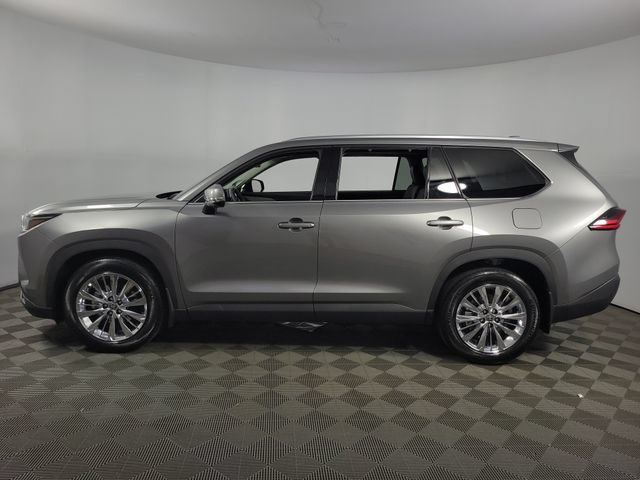 Used 2026 Toyota Grand Highlander AWD image 4
