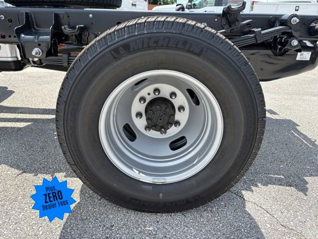 New 2026 Ford F350 4x4 Crew Cab DRW Super Duty image 24