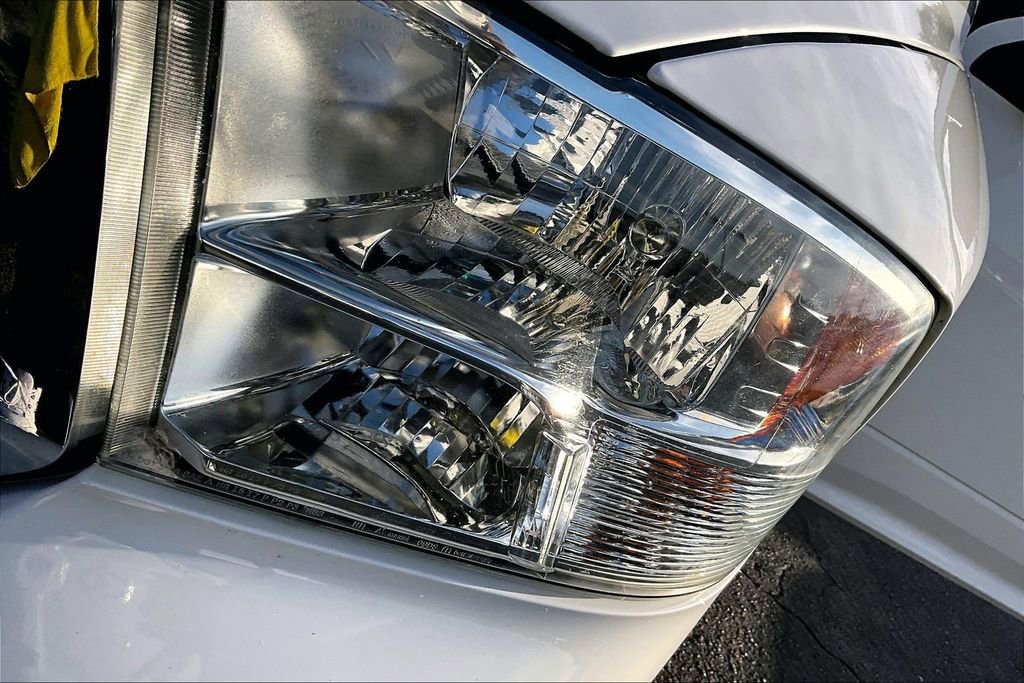 Used 2024 RAM 1500 Classic SLT image 31