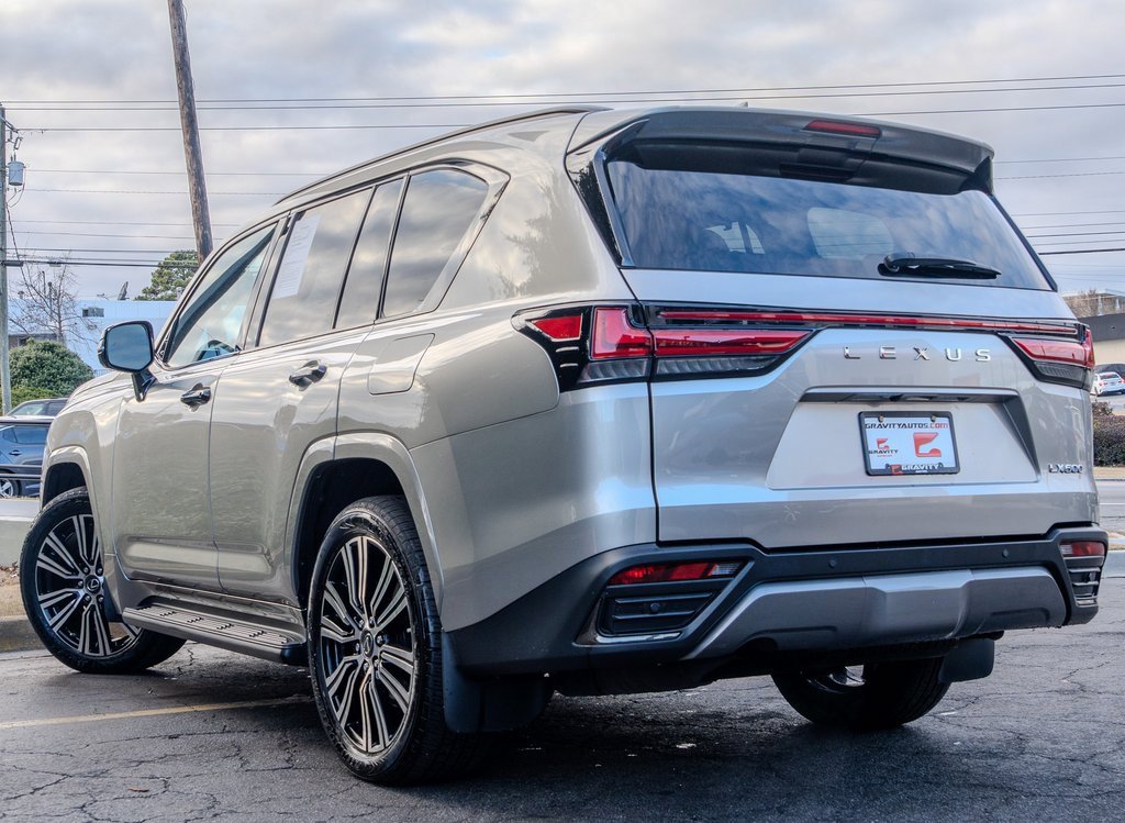 Used 2023 Lexus LX 600 4WD w/ Luxury Package image 25