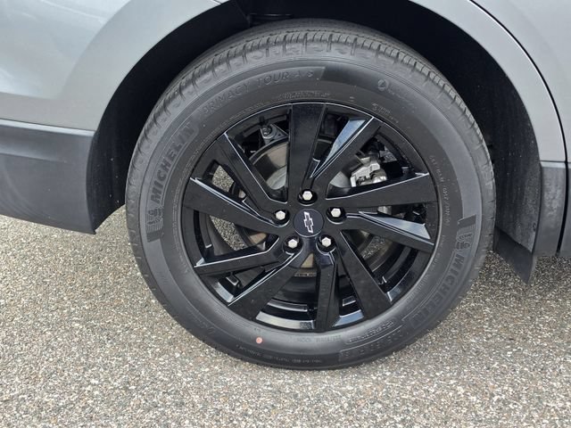 Used 2023 Chevrolet Equinox LS w/ LS Convenience Package FWD image 5
