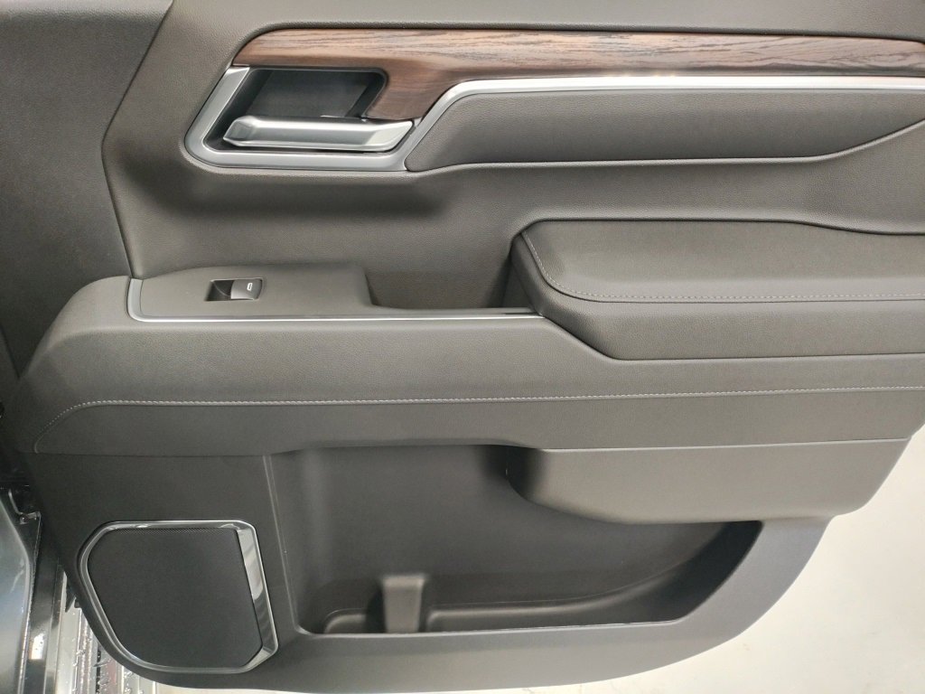 New 2026 GMC Sierra 1500 SLT w/ SLT Premium Plus Package image 13