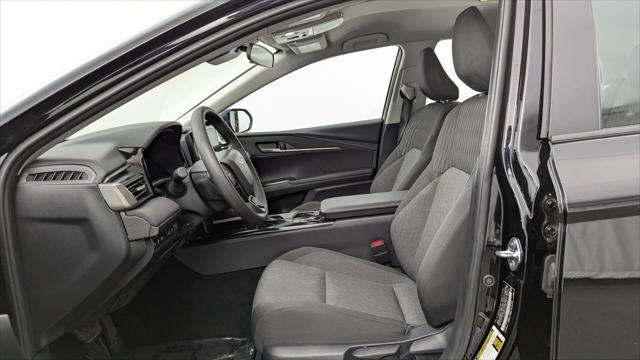 Used 2026 Toyota Camry LE FWD image 13