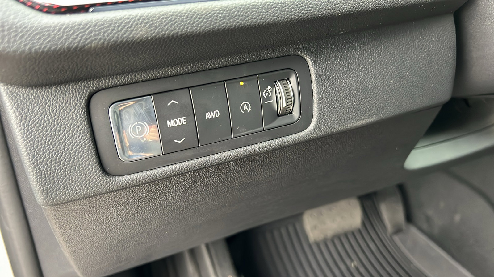 New 2026 Chevrolet Traverse Z71 w/ Driver Confidence Package image 28