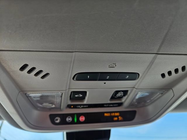 Used 2022 GMC Terrain SLT w/ LPO, Floor Liner Package image 31