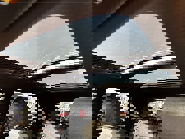 Used 2018 Hyundai Elantra GT Sport w/ Sport Tech Package 04 image 32