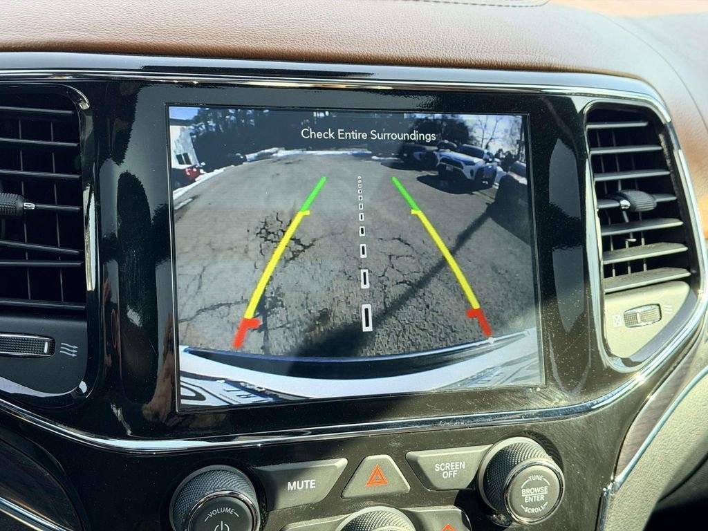 Used 2021 Jeep Grand Cherokee Overland image 4