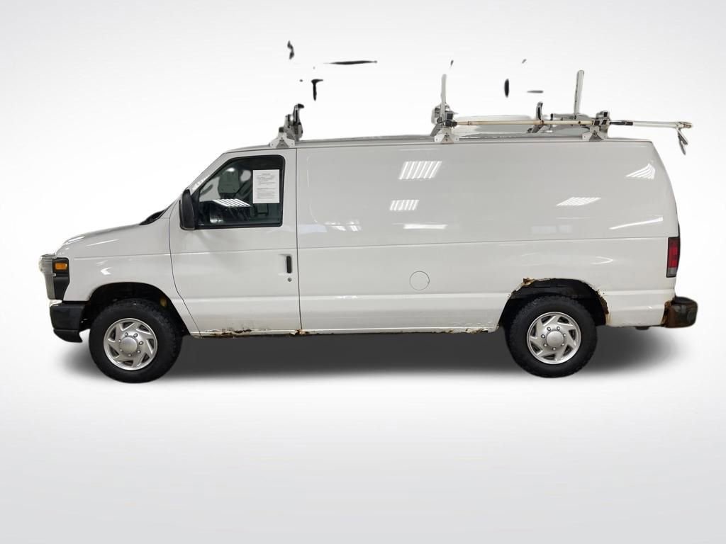 Used 2010 Ford E-150 and Econoline 150 image 2