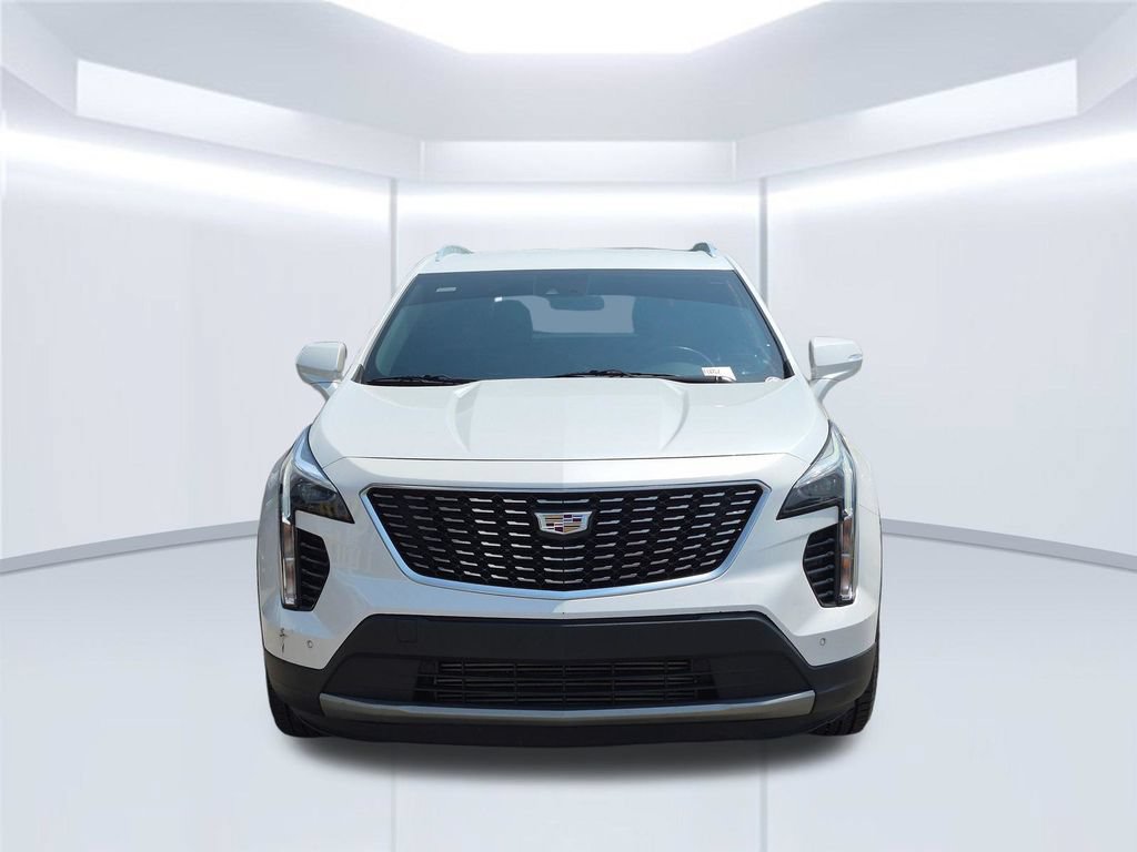 Used 2023 Cadillac XT4 Premium Luxury w/ Driver Assist Package FWD image 10