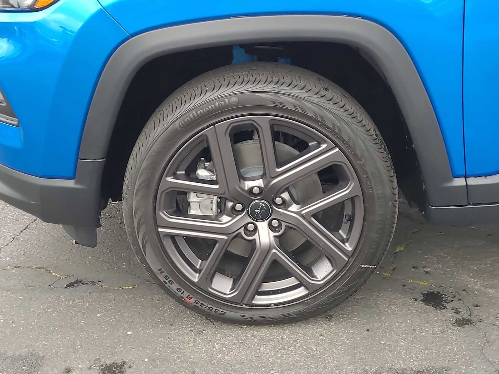 New 2026 Jeep Compass Latitude image 16