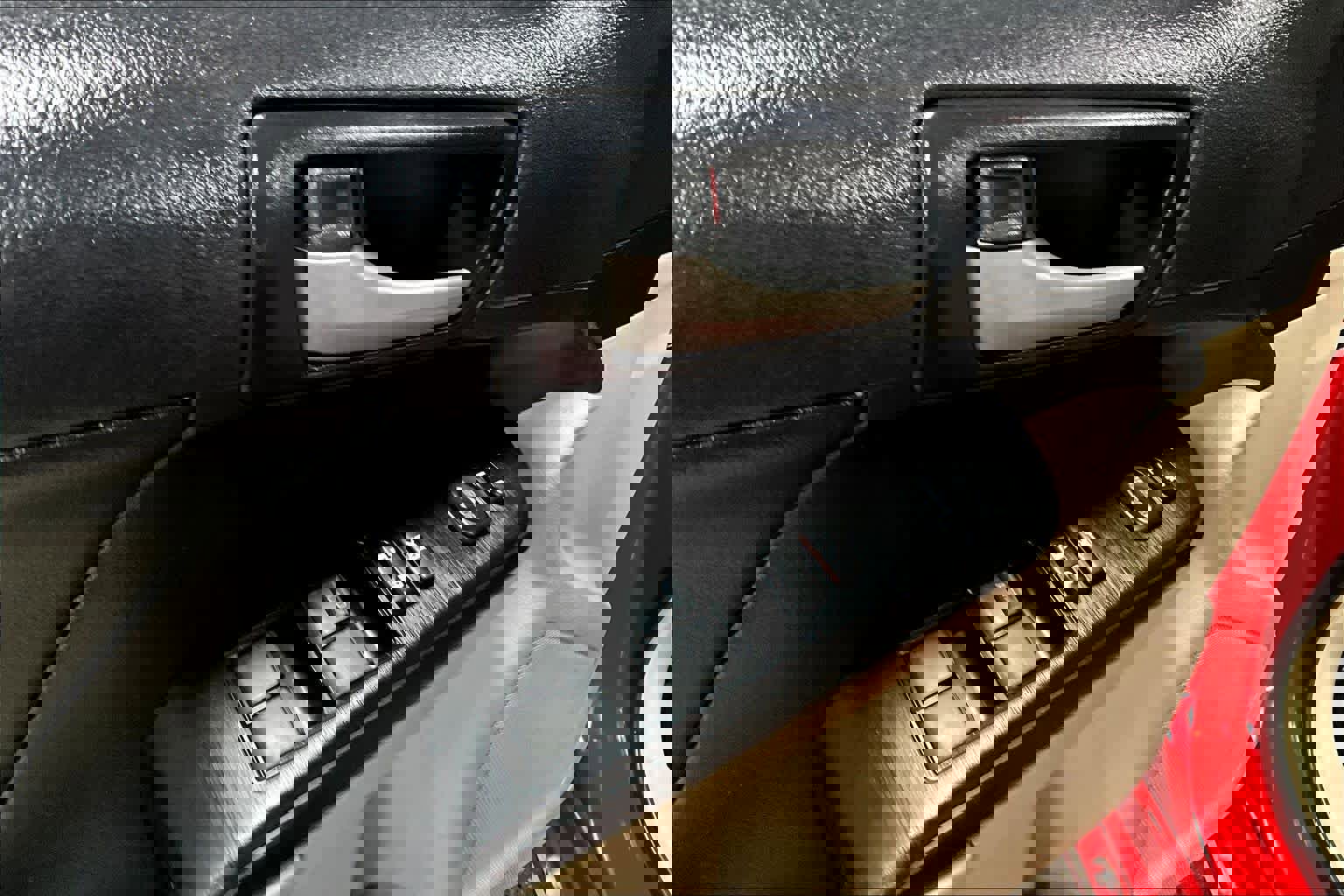 Used 2013 Toyota Camry LE image 28