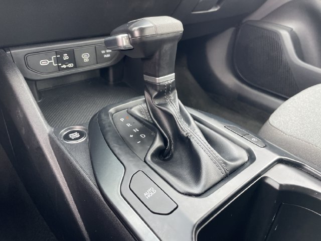 Used 2025 Kia K4 FWD image 20