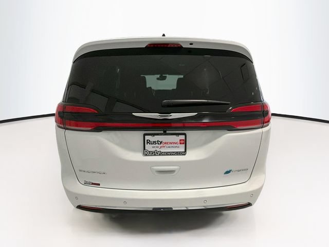 Used 2026 Chrysler Pacifica Select FWD image 5