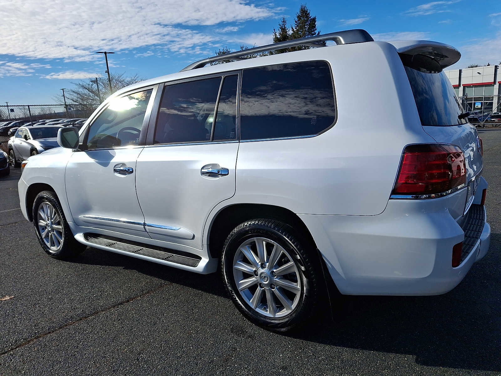 Used 2011 Lexus LX 570 4WD image 7