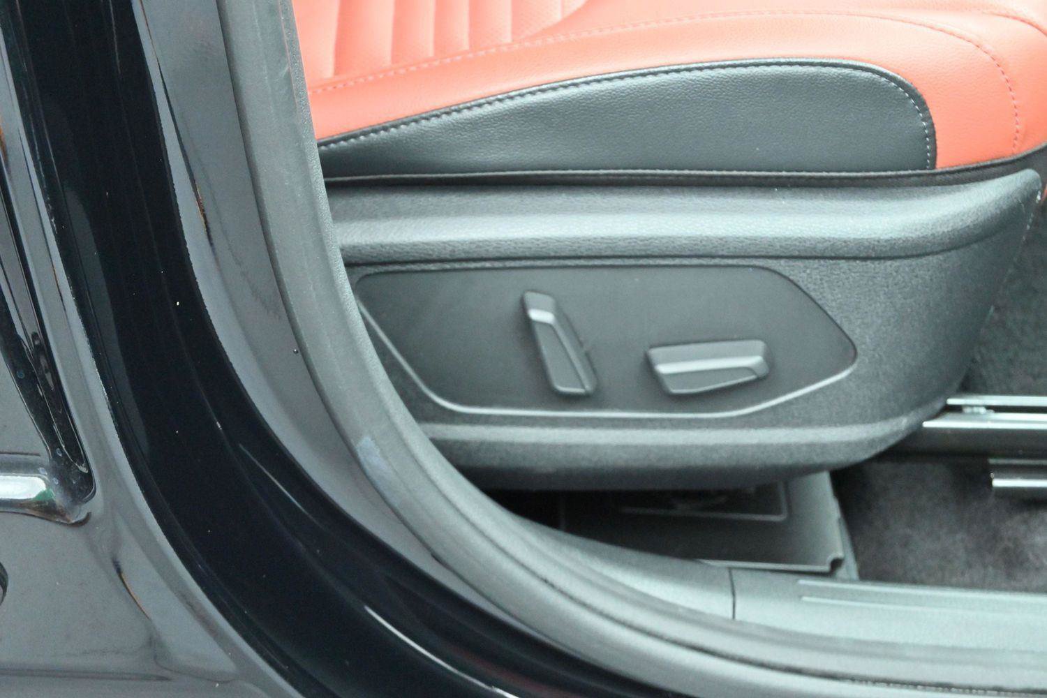 Used 2024 Kia Sportage SX FWD image 34