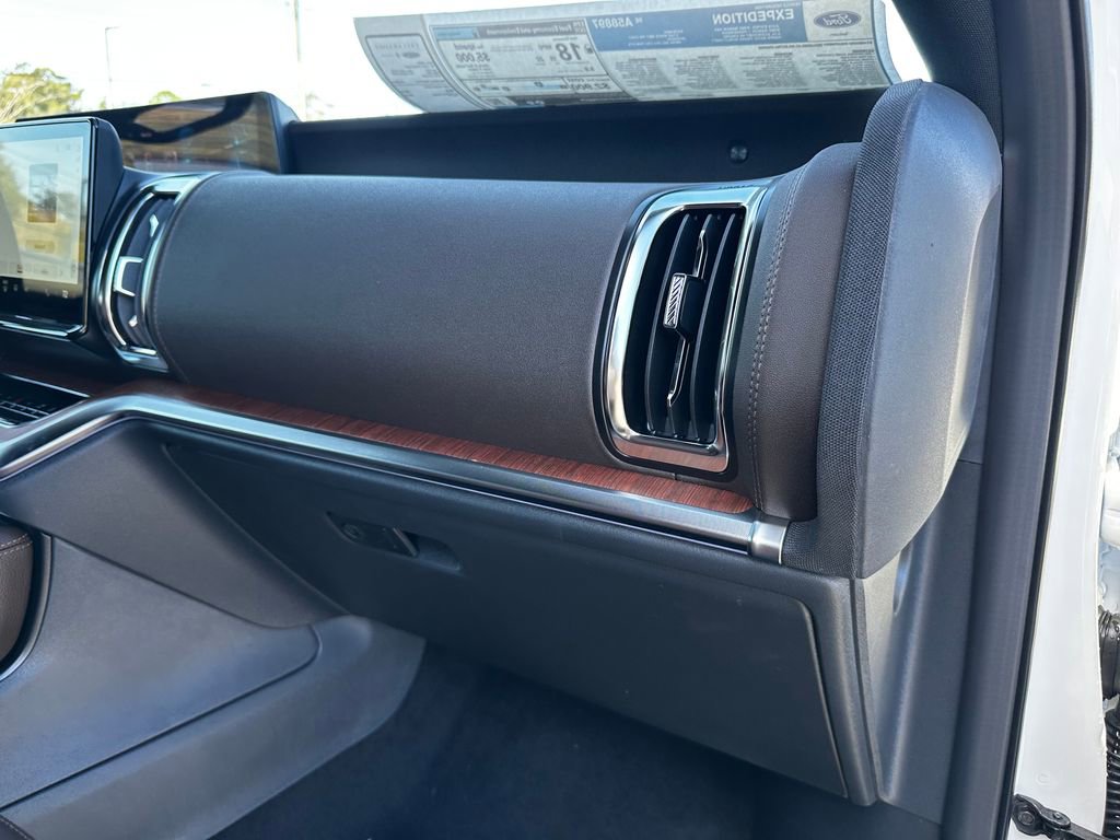 New 2025 Ford Expedition King Ranch AWD/4WD image 35