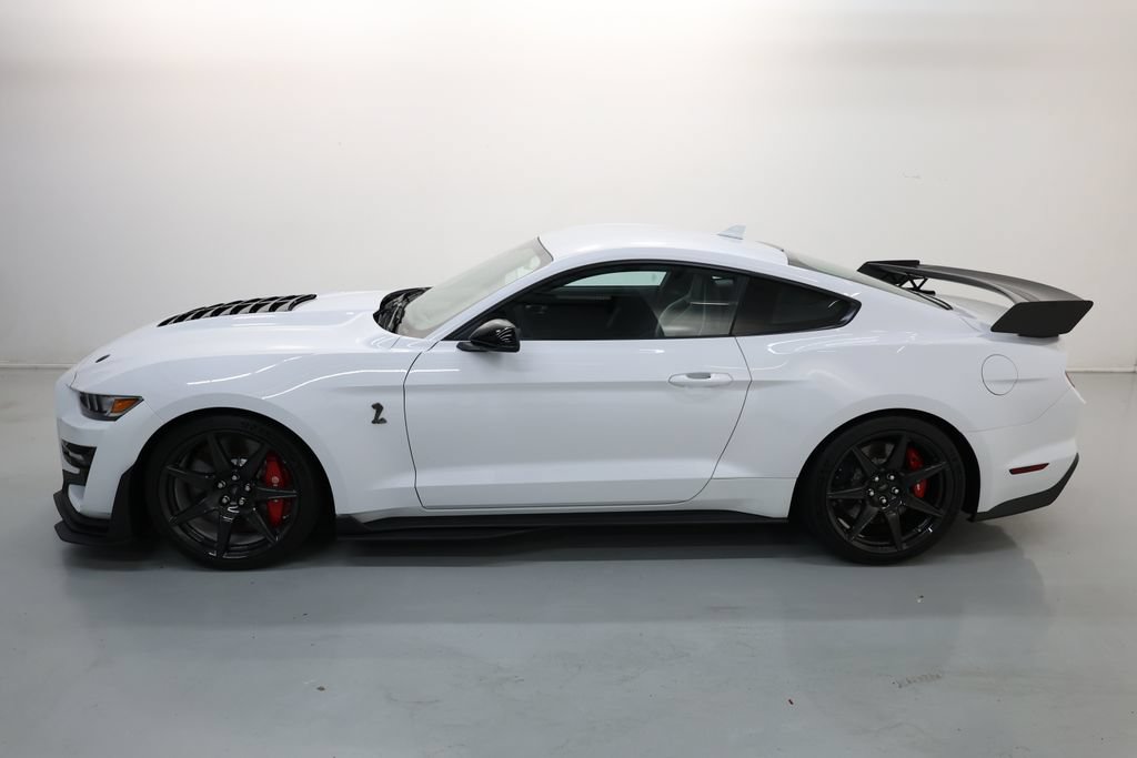 Used 2022 Ford Mustang Shelby GT500 w/ Carbon Fiber Track Pack RWD image 75