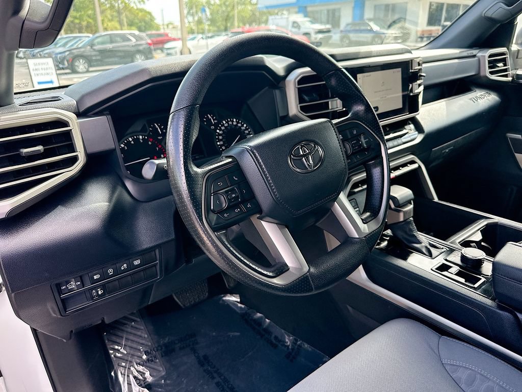 Used 2025 Toyota Tundra SR5 AWD/4WD image 9