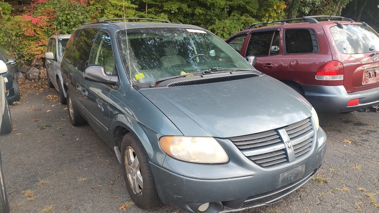 Used 2007 Dodge Grand Caravan SXT image 1