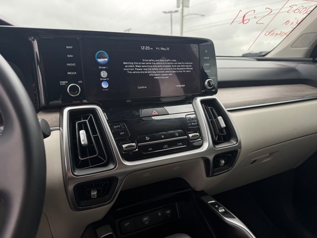 Used 2023 Kia Sorento S w/ Panoramic Sunroof Package AWD/4WD image 17