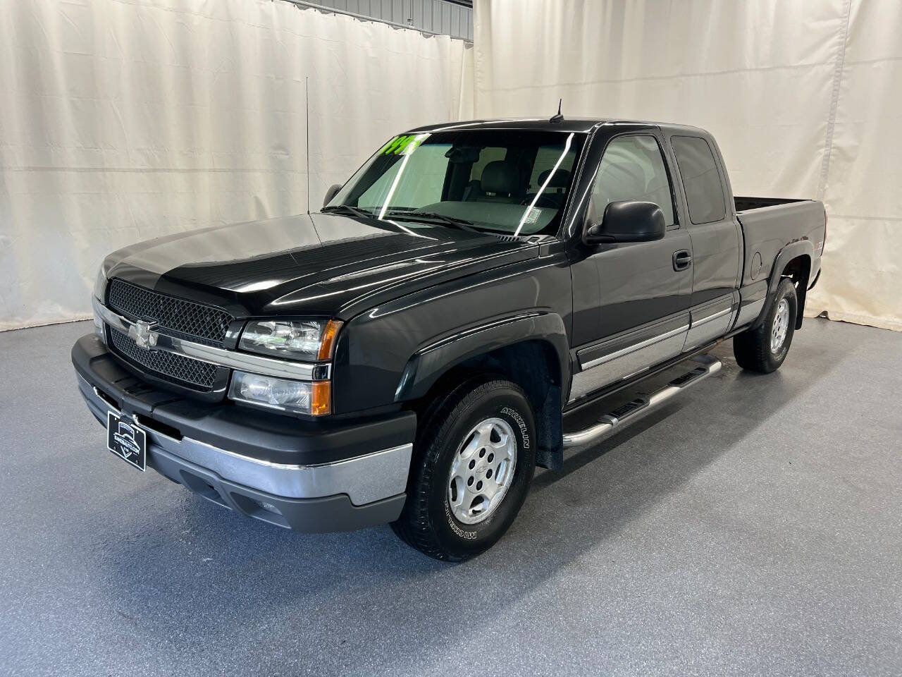 Used 2003 Chevrolet Silverado 1500 LT w/ Off-Road Package AWD/4WD image 1