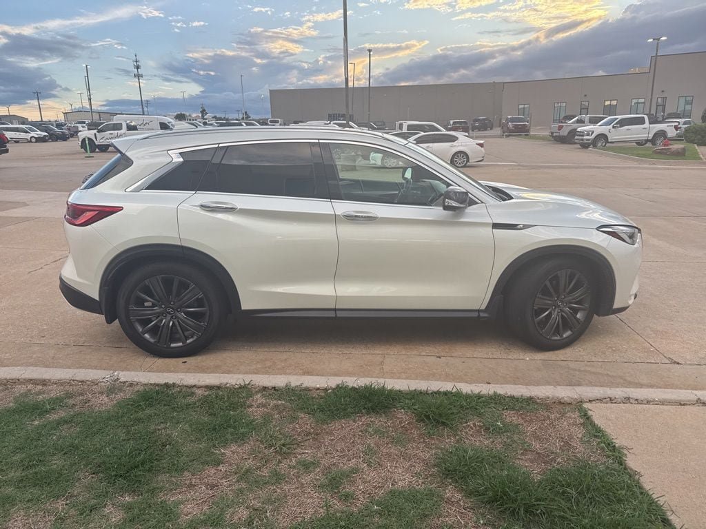 Used 2020 INFINITI QX50 Essential w/ Edition 30 Package FWD image 5